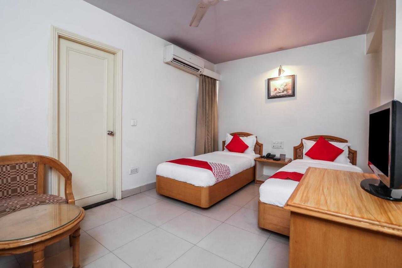 Oyo 15359 Hotel Kachandeep Jaipur Exteriör bild